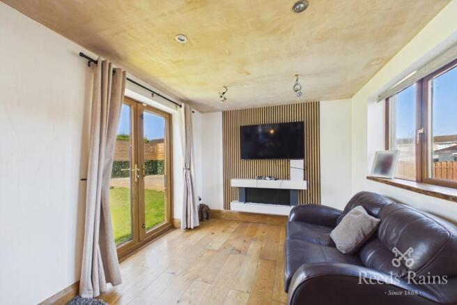 3 bed Detached for sale Image 5