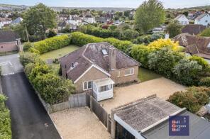 3 Cefyn Bryn, Ballard Estate, Swanage BH19 1QZ