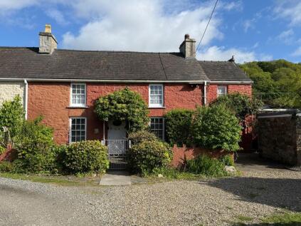 2 Castell Bach, Dinas Cross, Newport, Pembs SA42 OXN