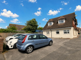 Flat 1, 31 Alexander House, Horsham Road, Littlehampton BN17 6BZ