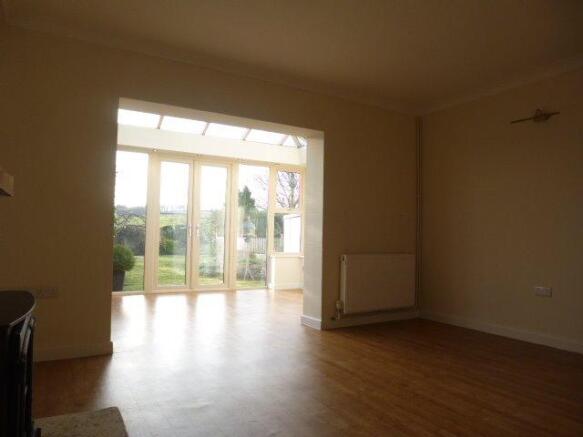 Sitting Room/Dining Room