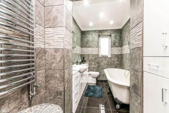 Bathroom / Shower Room / WC