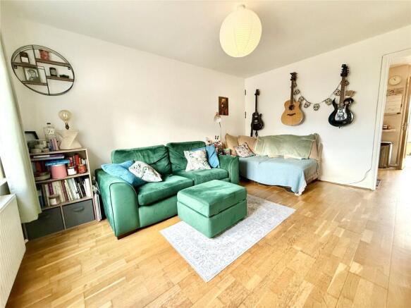 Jasmine Close, Highbridge, Somerset, TA9 photo 4