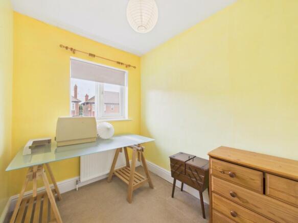 3 bed Terraced for sale Image 11