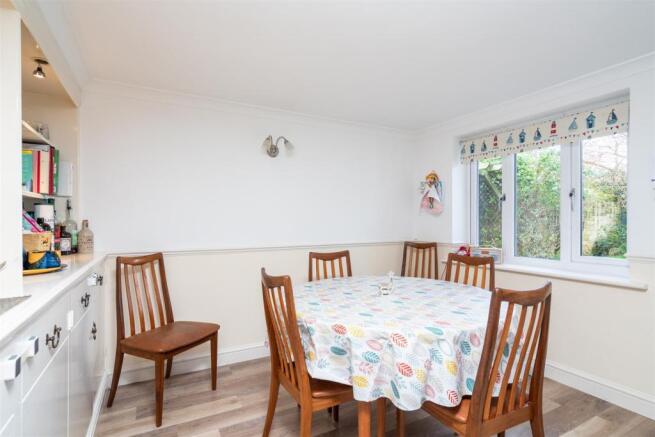 Dining Room.jpg