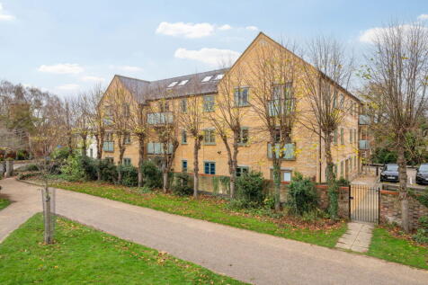 Starlings Bridge,Nightingale Road, Hitchin, SG5 1QW