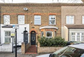 15, Victoria Road, London E17 4JT
