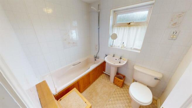 Long Meadow Bathroom