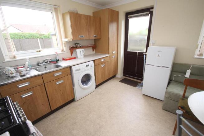 FITTED DINING KITCHEN