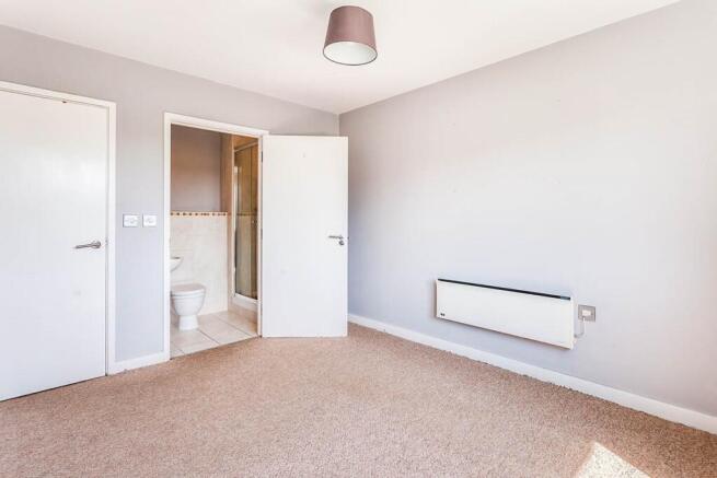 2 bed Apartment for sale Image 6