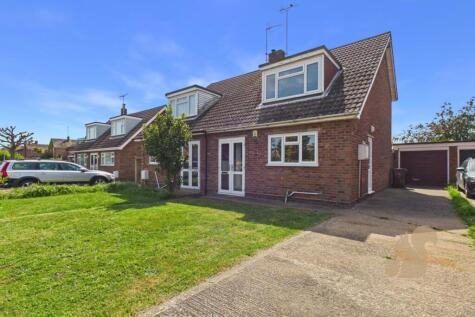 Oakwood Avenue, West Mersea,