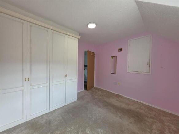 2 bed Semi-Detached for sale Image 7