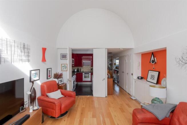 184 Andrewes House-9.jpg