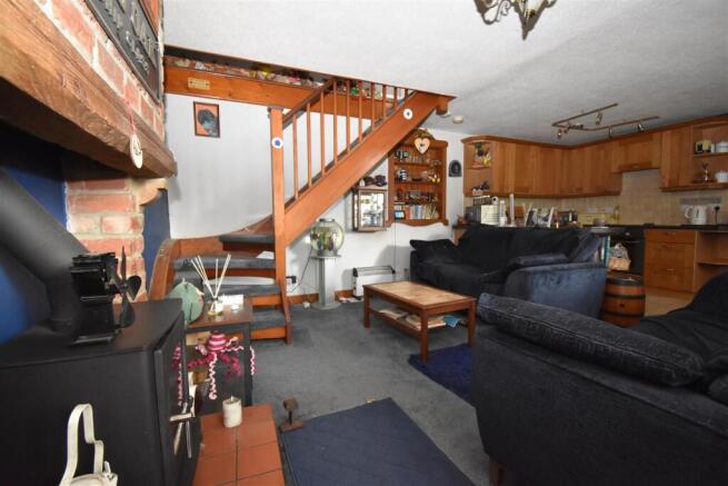 2 bed Cottage for sale Image 6