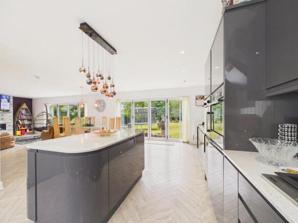 Kitchen/Diner and Family Area
