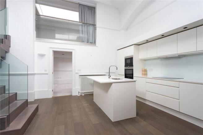 3 bed Mews for sale Image 4