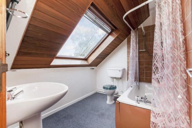 Ensuite bathroom