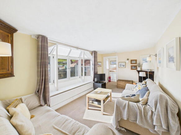 1 bed Flat for sale Image 4