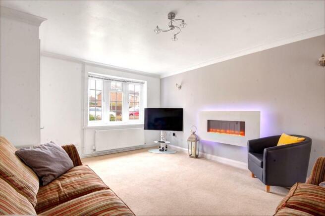 Sitting  Room 2.jpg