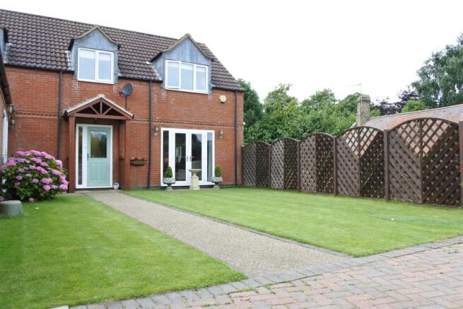 FRONT GARDENS