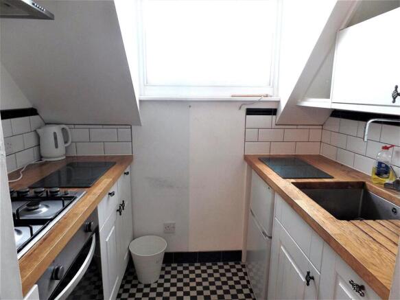 Kitchen 20 UPRG.jpg