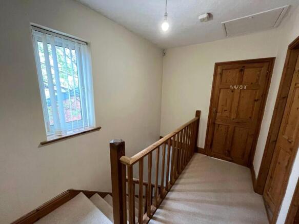 3 bed Semi-Detached for sale Image 12