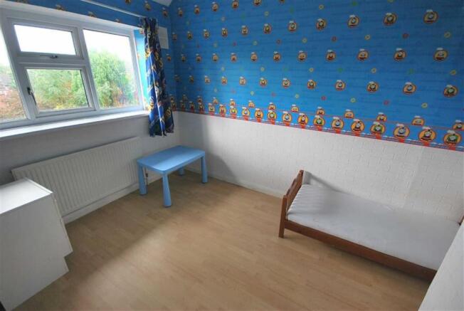 BEDROOM 2
