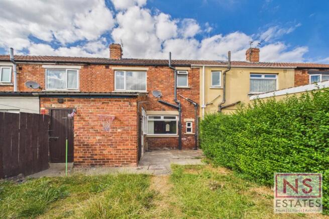 3 bed Terraced for sale Image 2