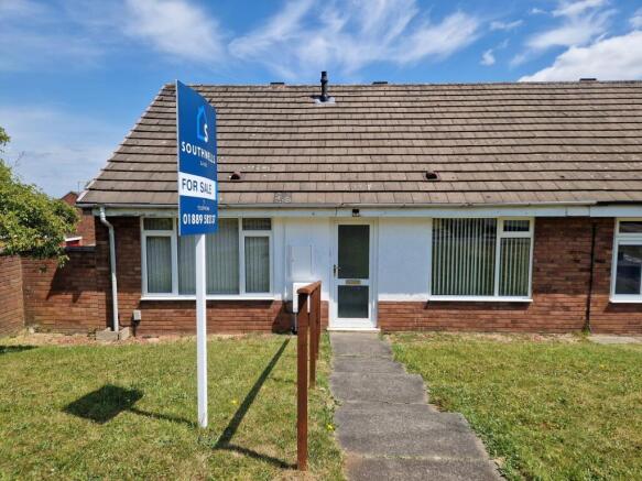 Harley Close 2 Bedroom End Terrace Bungalow for S