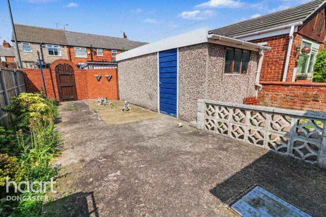 3 bed Semi-Detached for sale Image 4