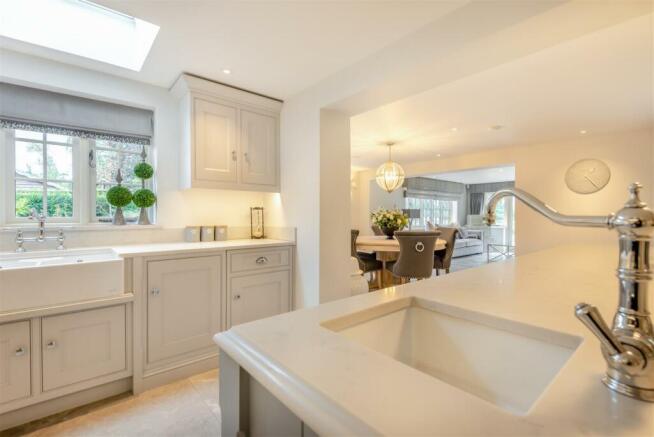 8571523-interior37.jpg