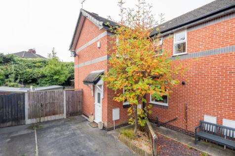 Walmsley Grove, Urmston, Manchester, M41