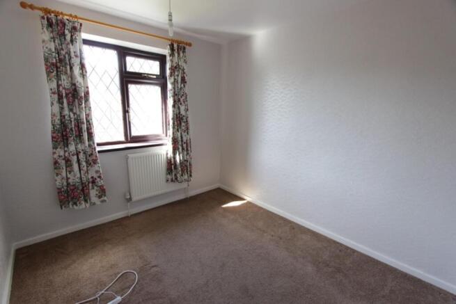 Bedroom 2.JPG