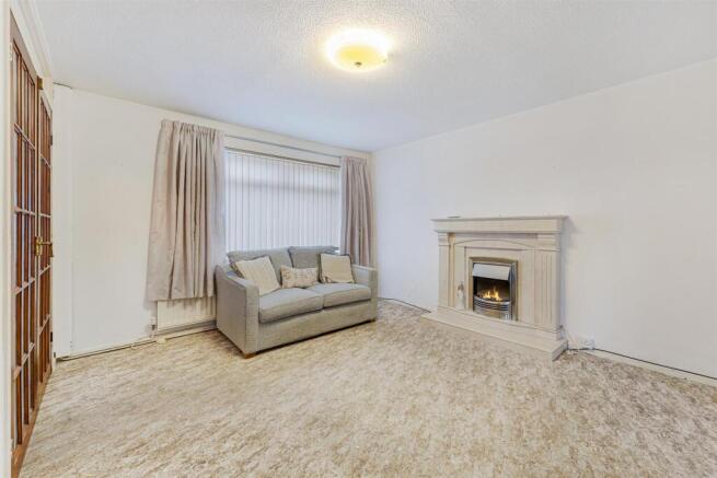 11 JOHN LENNON DRIVE (9 of 33).jpg