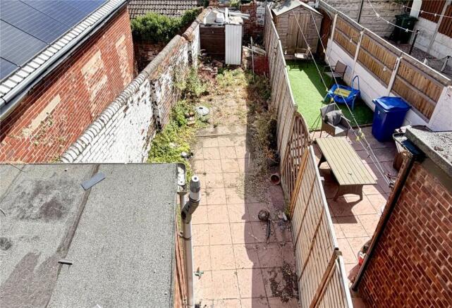 2 bed End of Terrace for sale Image 8