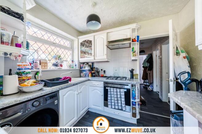 2 bed Semi-Detached Bungalow for sale Image 5
