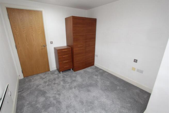 Bedroom.JPG