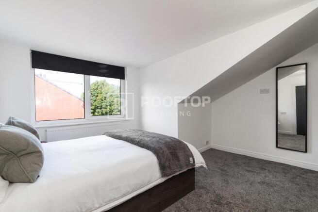 2 bed House to rent Image 11
