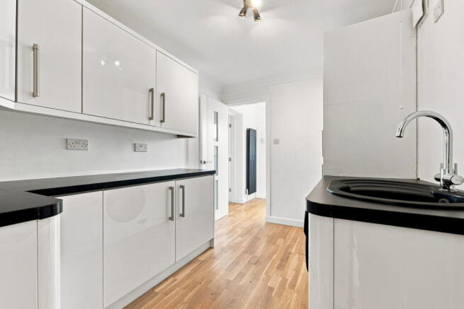 3 bed Detached for sale Image 11