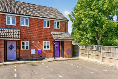 Allen Court, Finedon, NN9