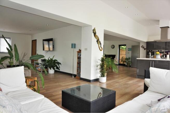 Kitchen/Family Room