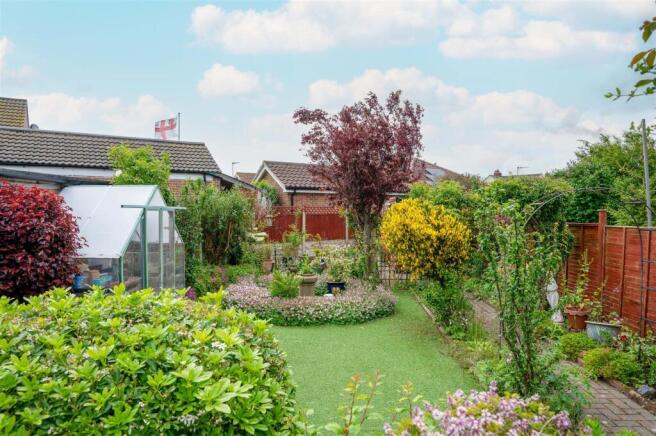 Rear Garden 1.jpg