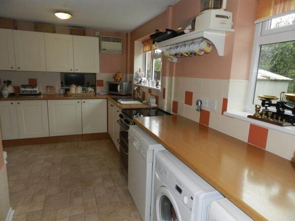 Photo 9