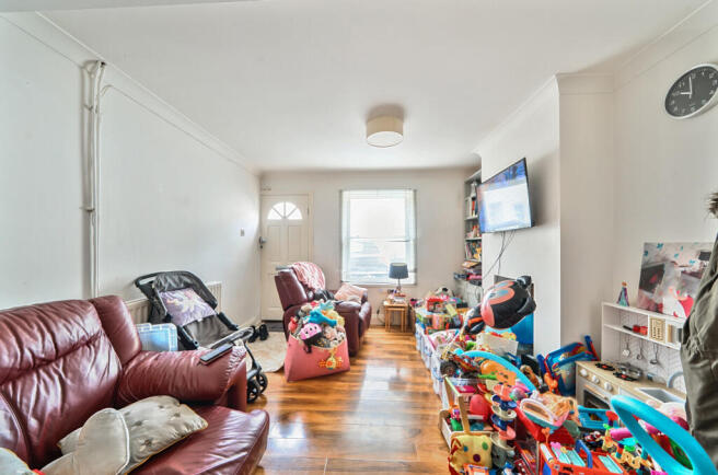 1339837-6-689cb2e...