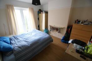 4, Derwentwater Terrace, Headingley, Leeds LS6 3JL