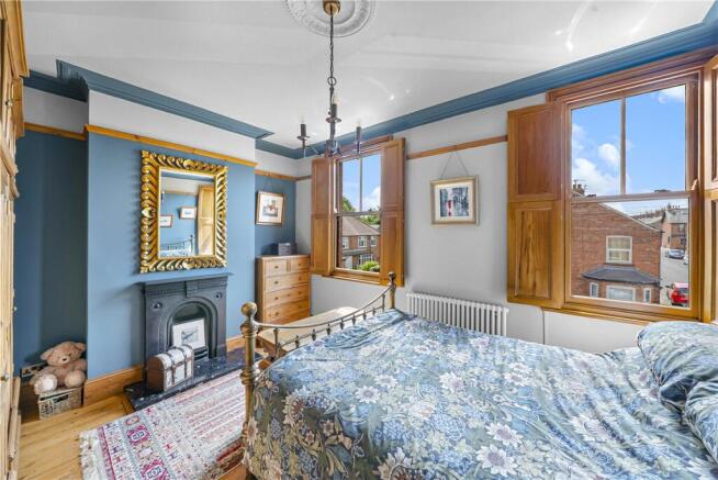 4 bed Terraced for sale Image 10