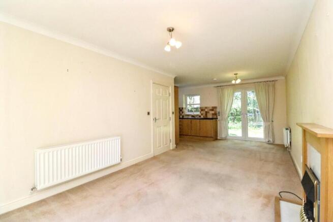 2 bed Apartment for sale Image 5