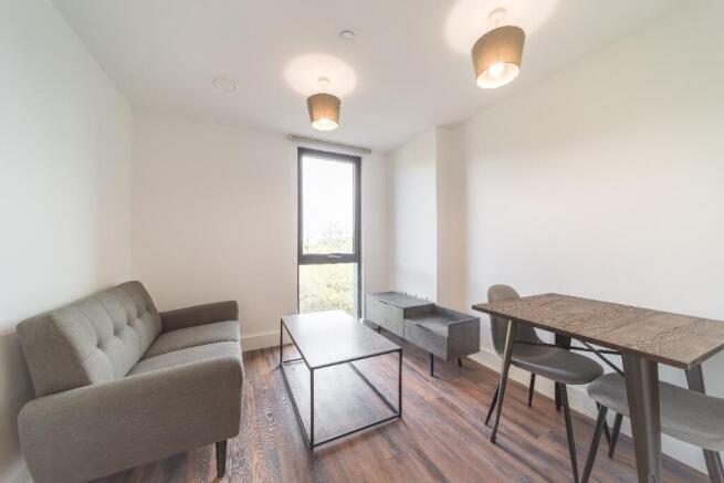 1 bed Apartment to rent Image 4