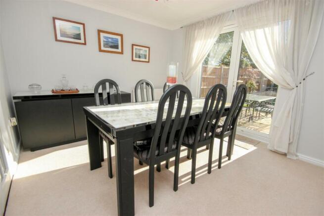 Dining Room.jpg