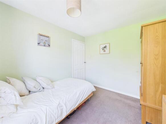 3 bed Detached for sale Image 12